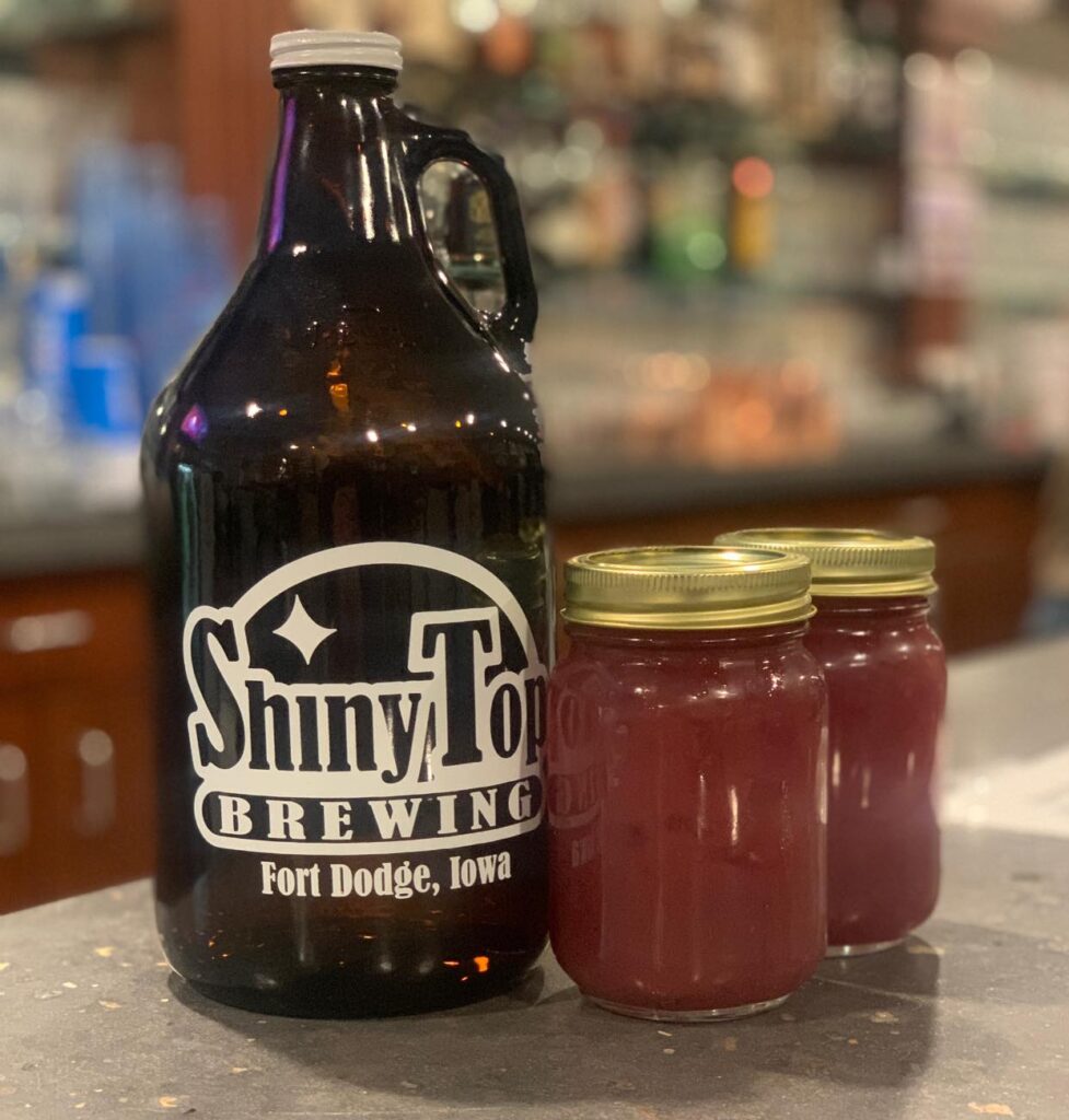 Whether it’s Pick up or Delivery don’t forget we offer Drinks TO GO!!